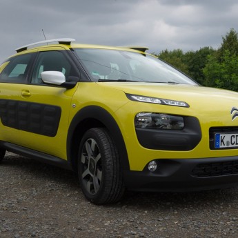 космический внедорожник Citroen C4 Cactus